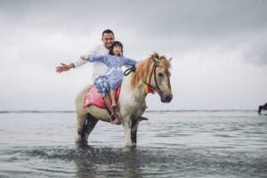 Wisata Keluarga Bapak Rully di Lombok - Naik kuda di Gili Trawangan