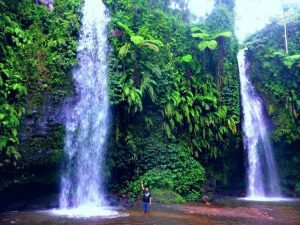 Obyek wisata air terjun benang stokel kab lombok tengah - sumber ig @iroelrvz