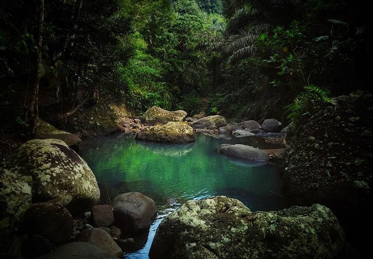 Air Terjun Tibu Ijo Lombok Barat, sumber ig apri_mopro
