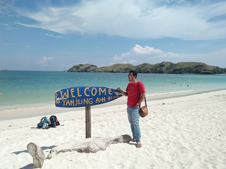Wisata Lombok Hits 2018, Tanjung Aan sumber ig dora_royalproject