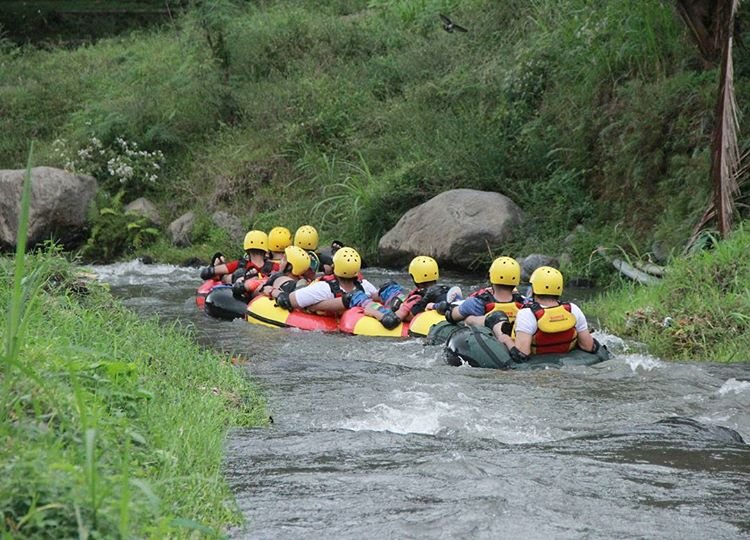 River tubing di Lombok, sumber ig sumer_rivertubing