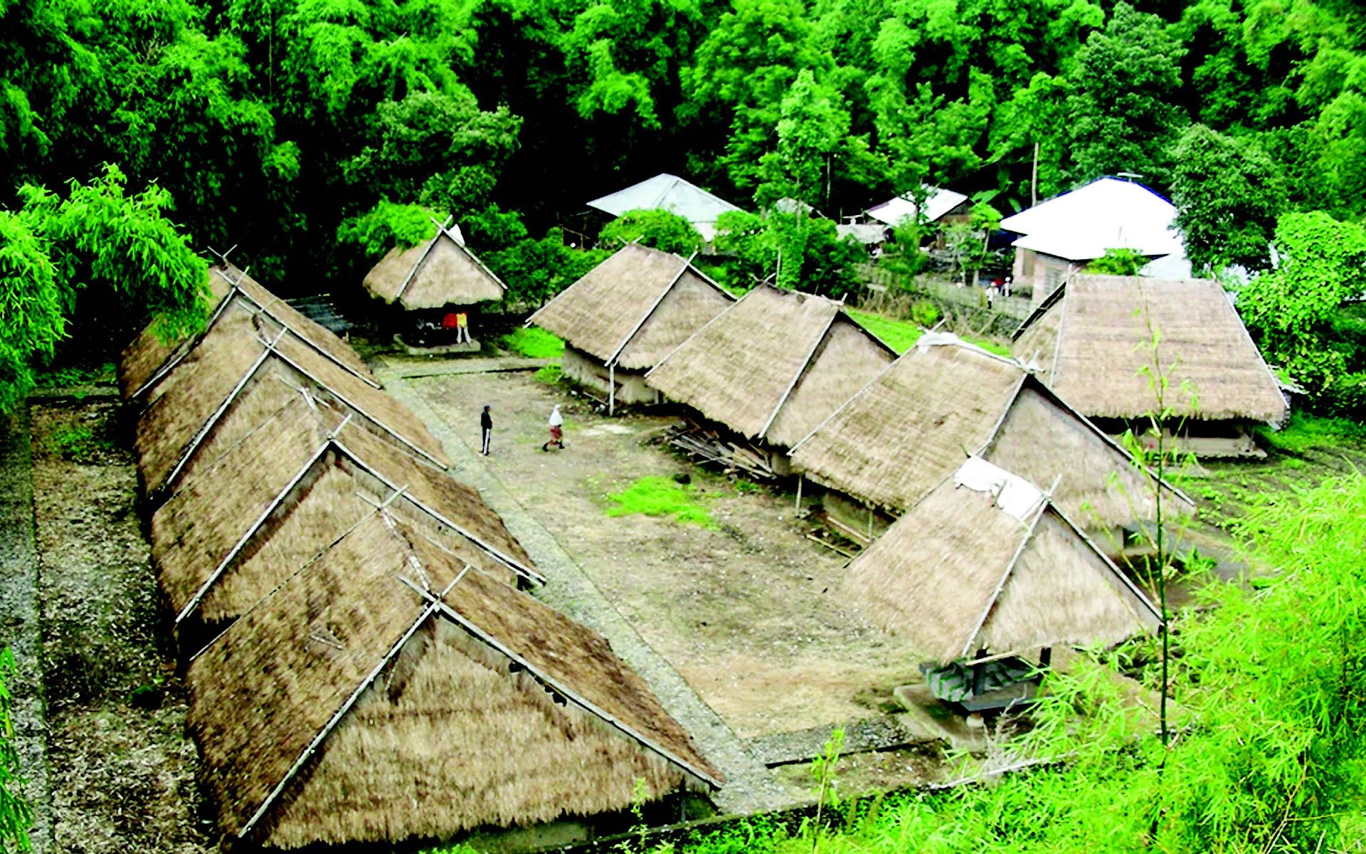 Pemukiman Desa, sumber : Lombok Mandalika Tour