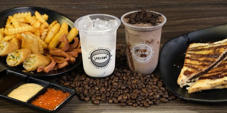 Menu makan andalan dari Sadjang Coffee Lombok