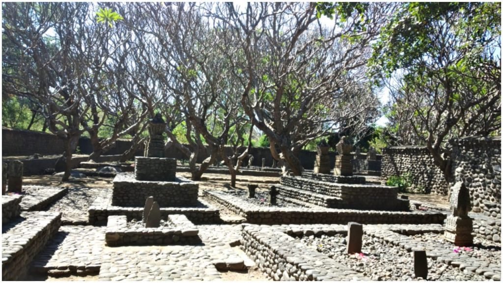Makam raja yang pernah memimpin Kerajaan Selaparang. Sumber: kanalntb.co