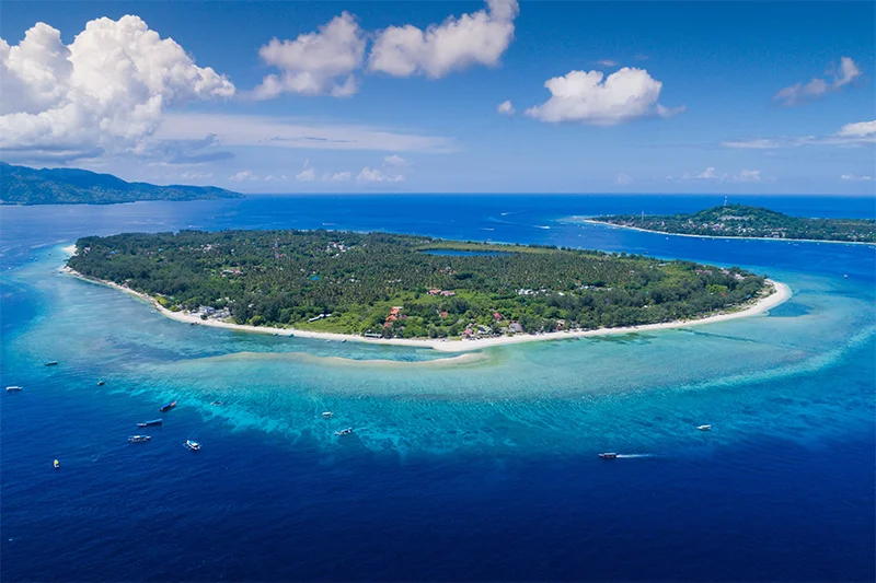 Gili tersebar di pulau Lombok. Sumber: https://giliexpress.com