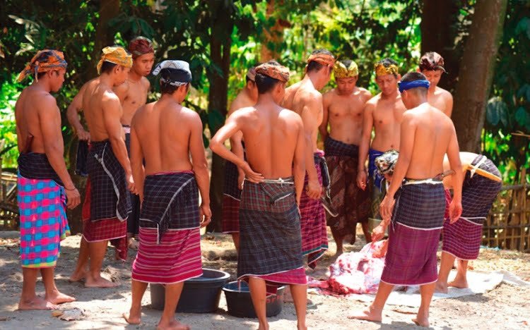 Suku bayan dikenal sebagai pusat budaya Lombok tertua, Sumber: baktinews.bakti.or.id