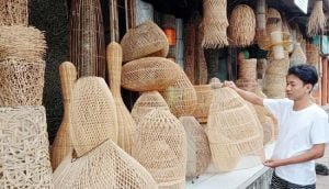 Informasi terkait berbagai kerajinan khas Lombok, Sumber: nusabali.com