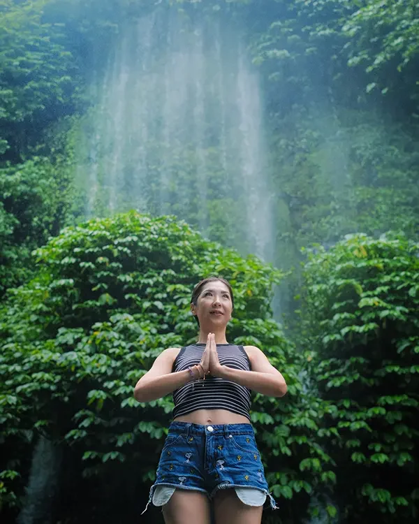 Tamu tour air terjun benang kelambu
