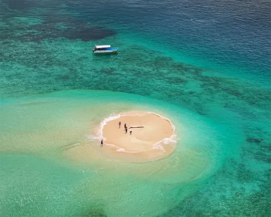 pulau kapal lombok timur